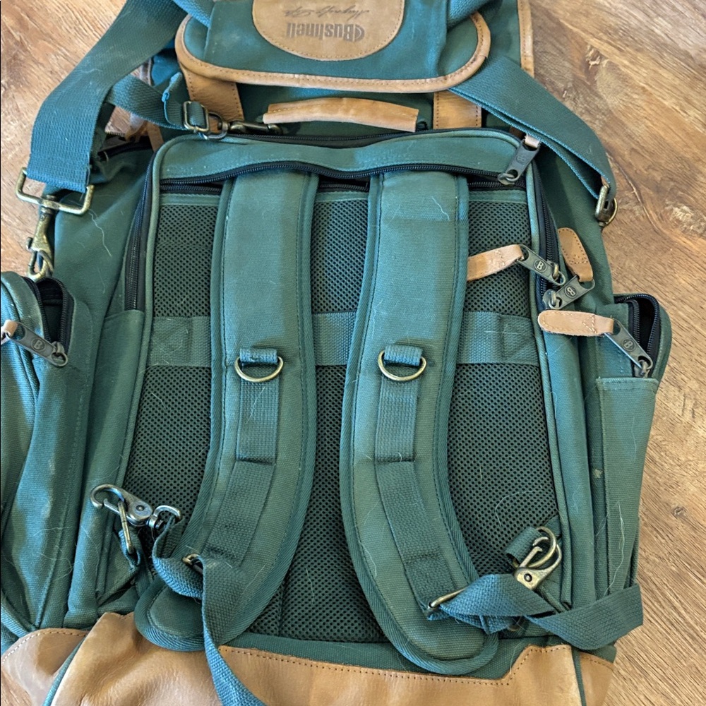 Bushnell Magnify Life Green and Brown Backpack - Picture 5 of 6